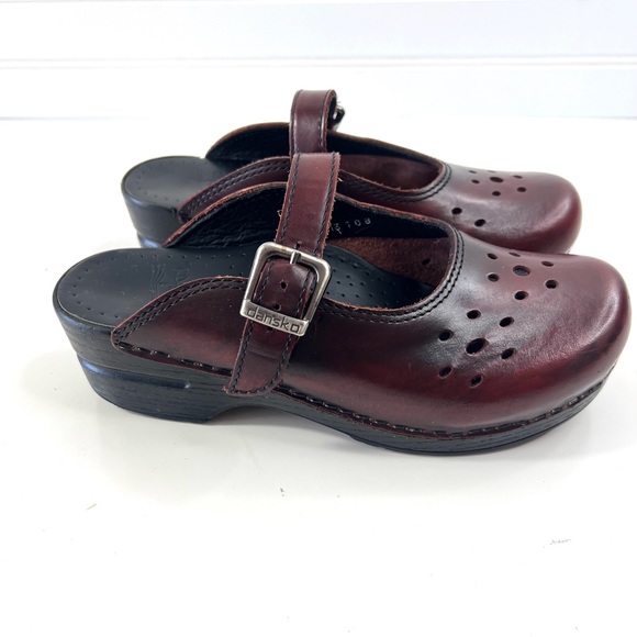Dansko Womens Merrie Clog Burgundy Mary Jane Slip On Mule Comfort Shoe Sz 36/ 6